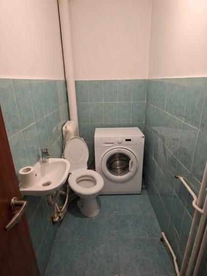 Apartament cu 3 camere decomandat, mobilat în George Enescu