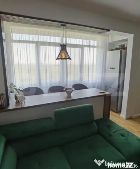 Apartament cu 3 camere decomandat în Central