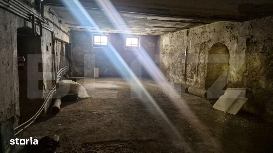 Apartament cu 4 camere în Central