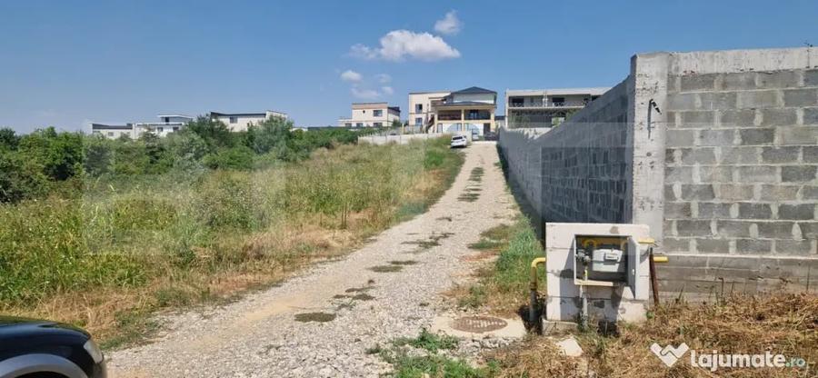 Teren în Cârcea