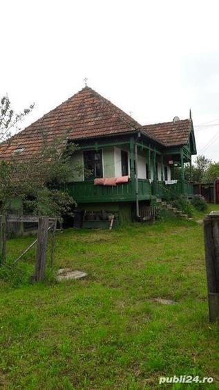 Casa si teren de vanzare - 1