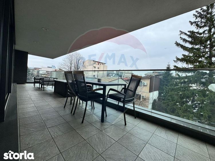 Apartament cu 5 camere, mobilat în Aviatorilor