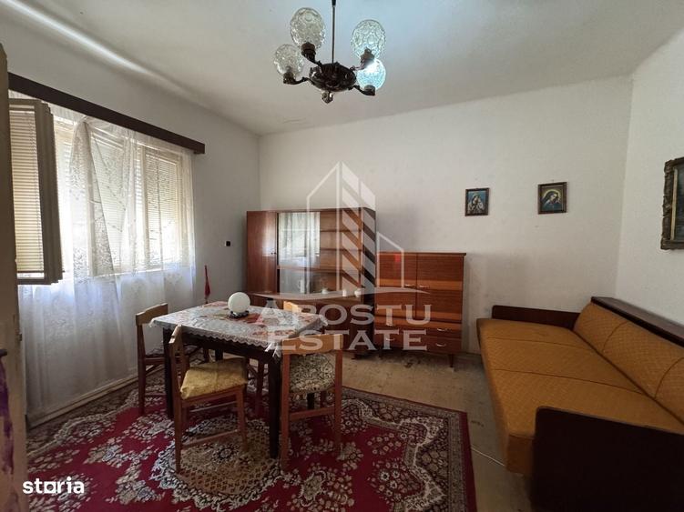 Casă cu 4 camere în Julița