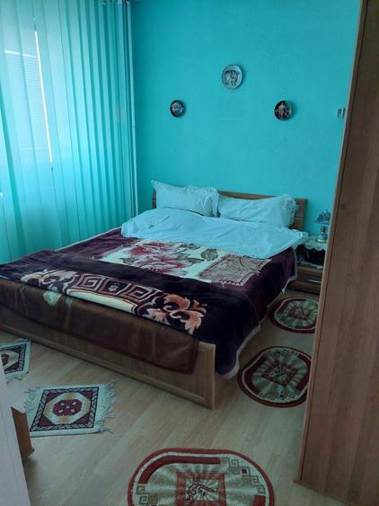 Apartament cu 2 camere semidecomandat în Hârlău