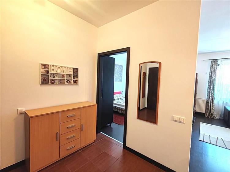 Apartament cu 2 camere decomandat în Răcădău