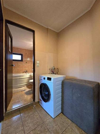 Apartament cu 2 camere semidecomandat în Rogerius