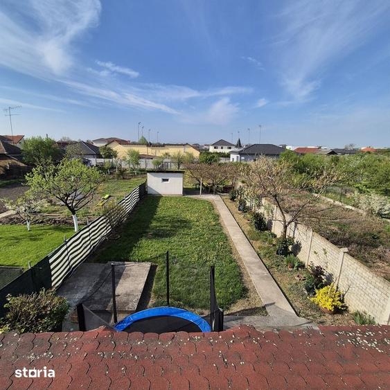 Casă cu 5 camere cu Teren 814 Mp în Sânnicolau Mic