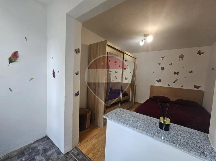 Apartament cu 2 camere nedecomandat în Central