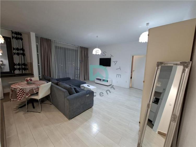 Apartament cu 3 camere semidecomandat în Bartolomeu