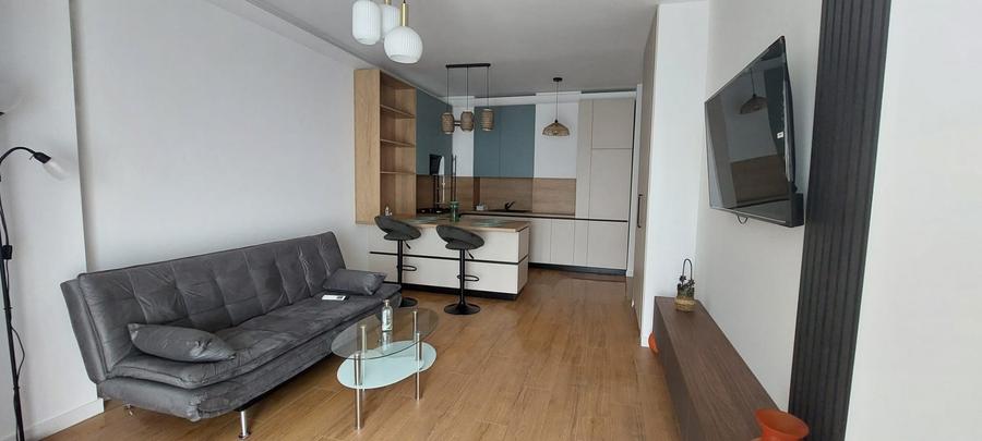 Apartament cu 2 camere decomandat, mobilat în Florești