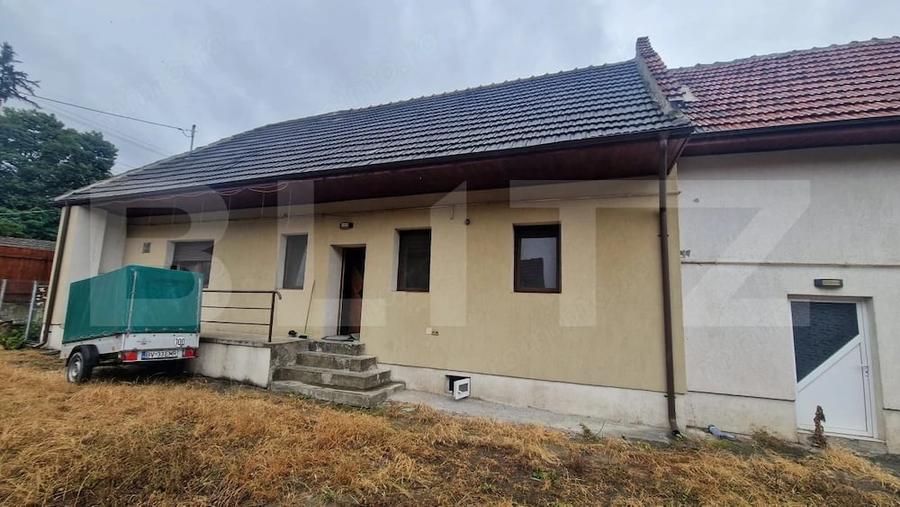 Casă cu 5 camere cu Teren 935 Mp în Central