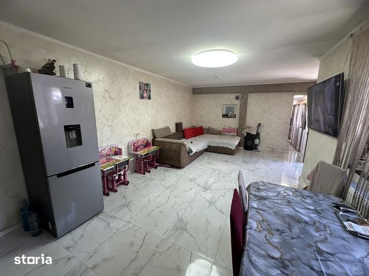 Casă cu 3 camere cu Teren 190 Mp în Chercea