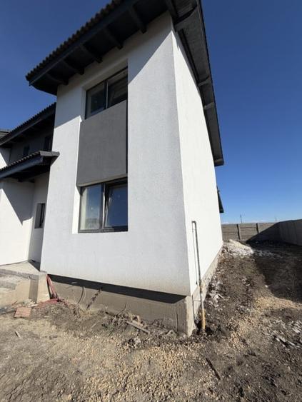 Duplex cu 4 camere cu Teren 312 Mp în Săcălaz