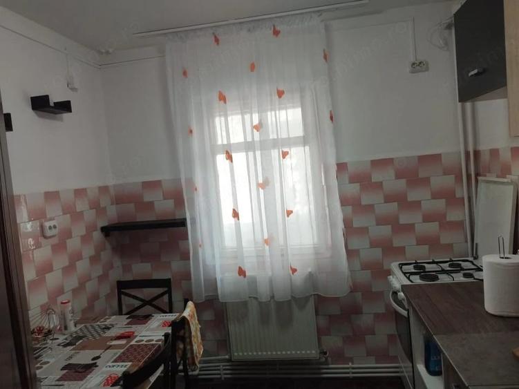 Apartament cu 2 camere decomandat în Filiași