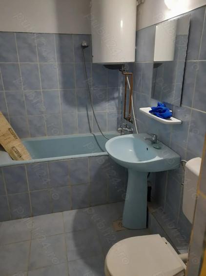 Apartament cu 3 camere decomandat în Ultracentral