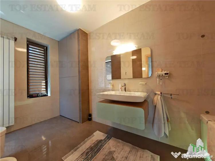 Casă cu 6 camere cu Teren 1000 Mp în Corbeanca