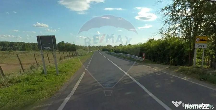 Teren de 40527 mp, în Tonea