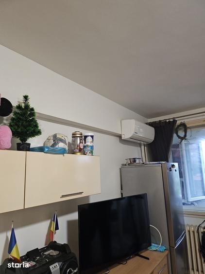 Garsonieră semidecomandată în Moșilor