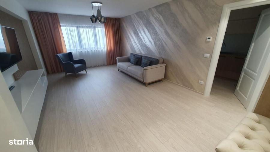 Apartament cu 2 camere decomandat în Central