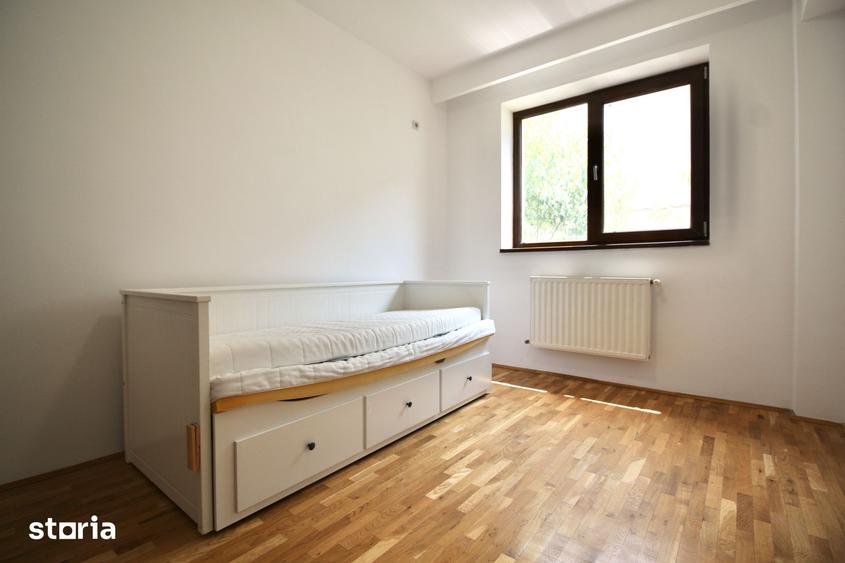 Apartament cu 4 camere decomandat, mobilat în Ghencea