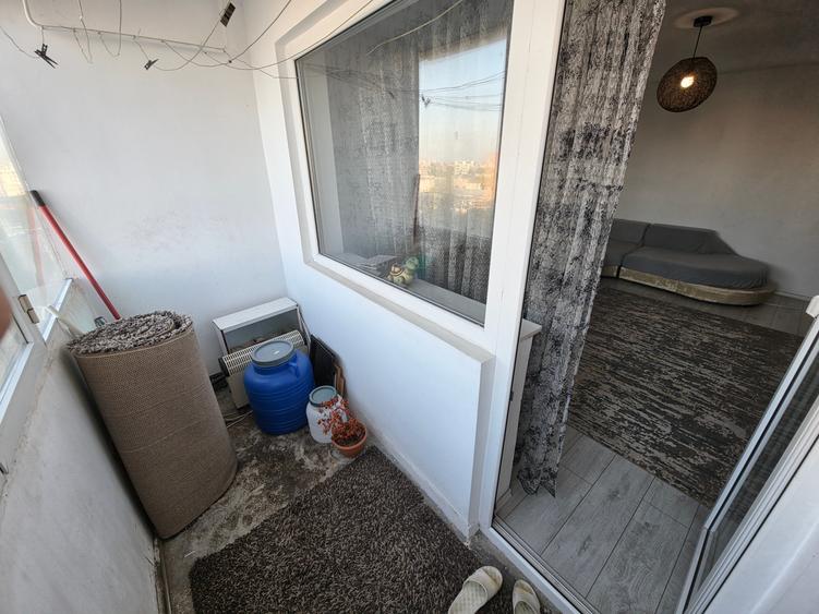 Apartament cu 3 camere decomandat în Tomis Nord