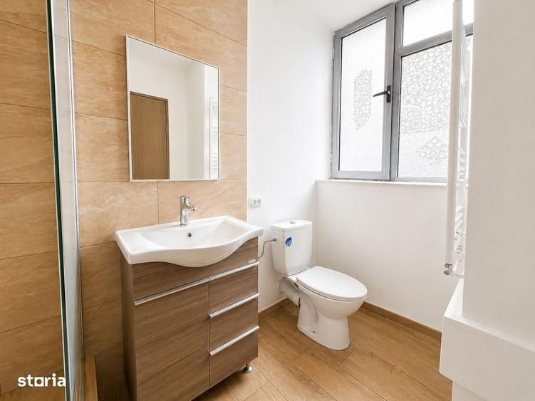 Spațiu comercial, de 160 mp, în Central