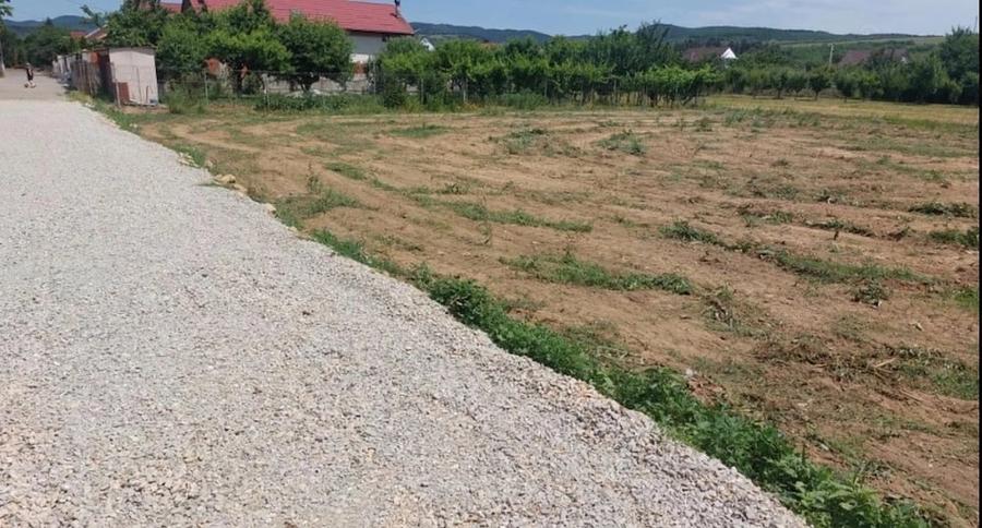 Teren de 715 mp, în Central