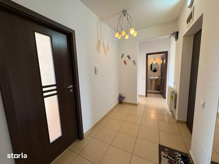 Apartament cu 2 camere decomandat, mobilat în Metalurgiei