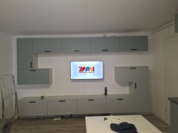 Apartament cu 2 camere decomandat în Exterior Vest