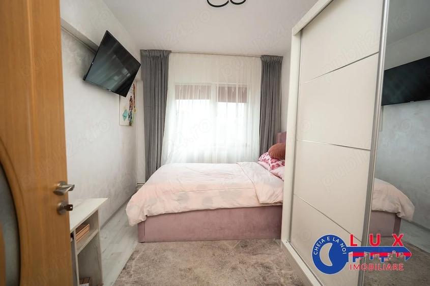 Apartament cu 4 camere decomandat în Babadag