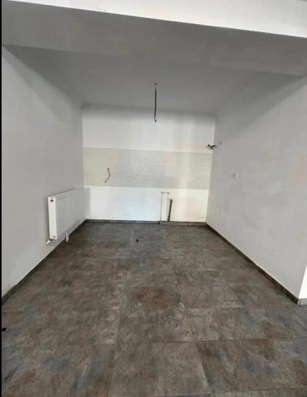 Spațiu comercial, de 155 mp, în Rediu