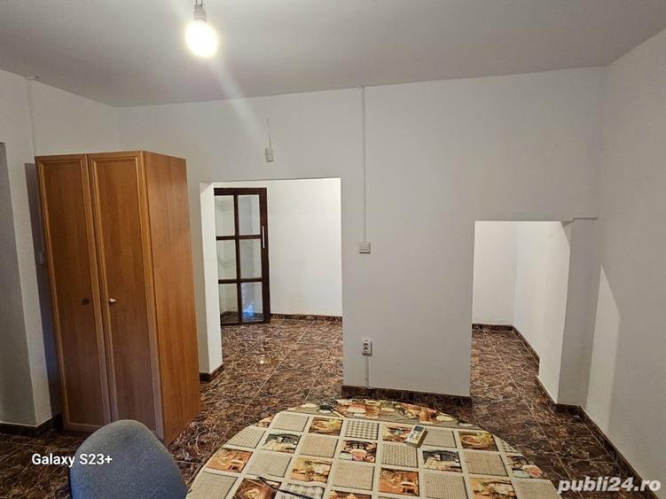 Spațiu comercial, de 40 mp, în Central