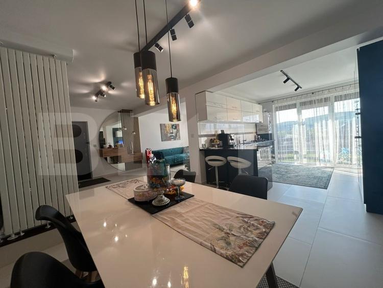Apartament cu 4 camere decomandat, mobilat în Gherla
