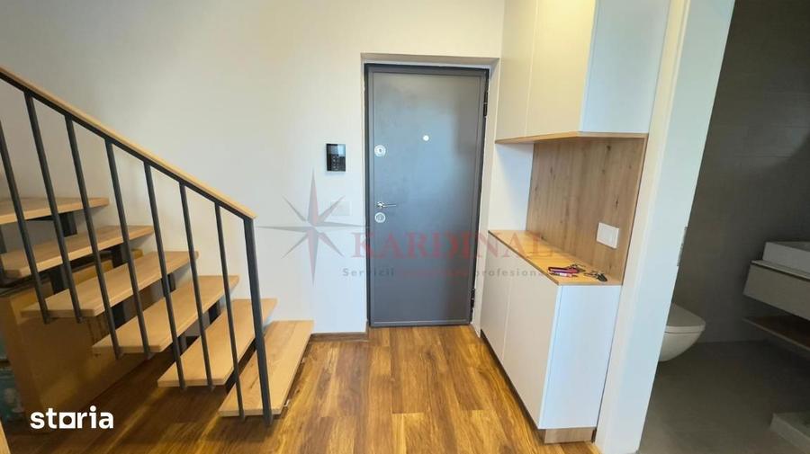 Apartament cu 4 camere, mobilat în Tractorul