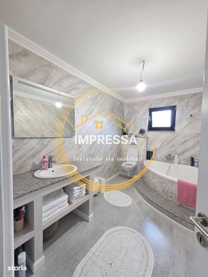 Casă cu 4 camere cu Teren 2600 Mp în Burdujeni