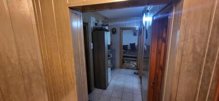 Apartament cu 3 camere în Lacu