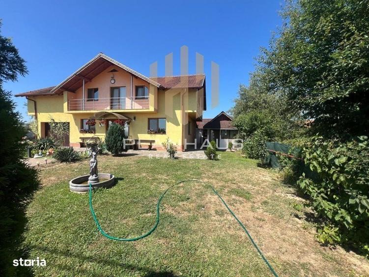 Casă cu 4 camere cu Teren 12 Mp în Săsar