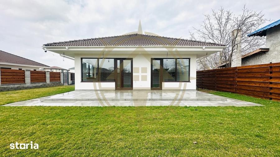 Casă cu 5 camere cu Teren 650 Mp în Corbeanca
