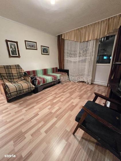 Apartament cu 2 camere semidecomandat în Podu Roș — fotografia 3