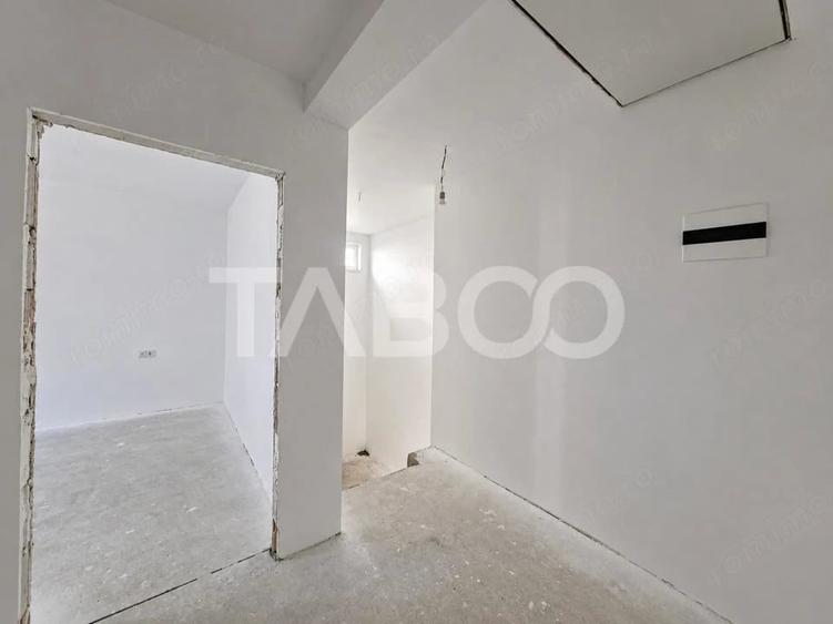 Casă cu 1 camere cu Teren 277 Mp în Gușterița