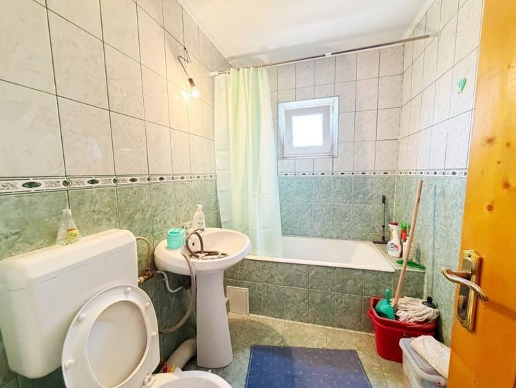 Apartament cu 3 camere decomandat în Nord