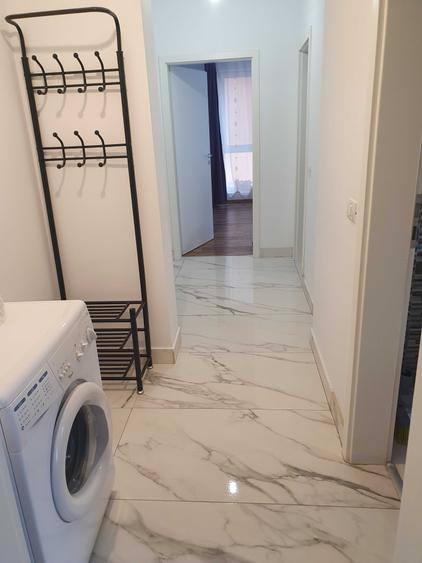 Apartament cu 2 camere decomandat în Giroc