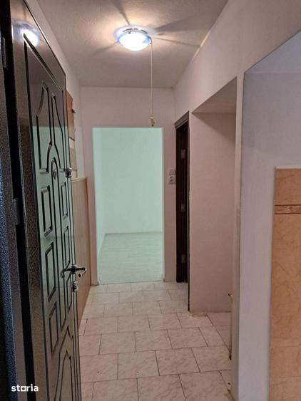 Apartament cu 2 camere semidecomandat în Dacia
