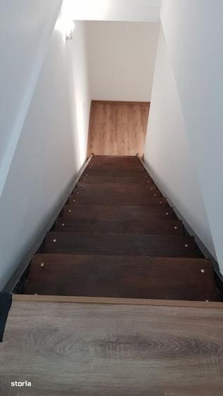Casă cu 4 camere în Grozăvești