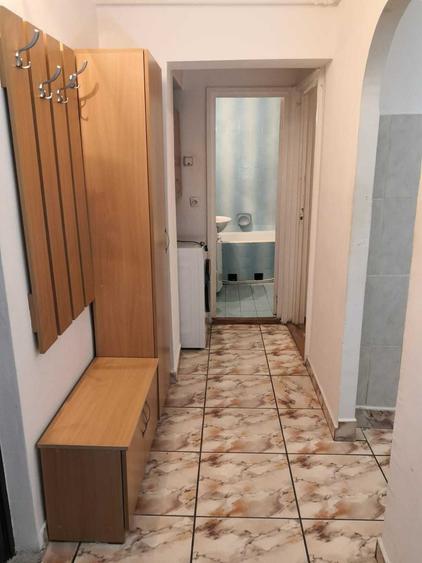 Apartament cu 2 camere decomandat în Zorilor