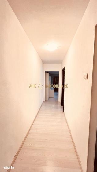 Apartament cu 3 camere în Berceni