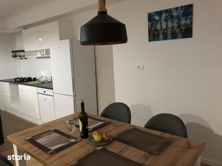 Apartament cu 2 camere în P-ța Unirii