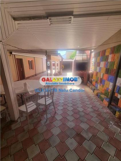 Casă cu 6 camere cu Garaj în Ferentari