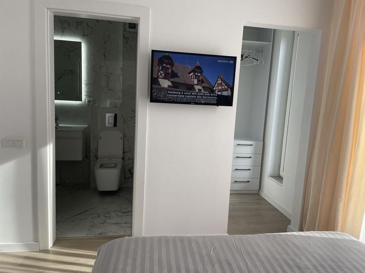 Apartament cu 3 camere decomandat în Ștefan cel Mare