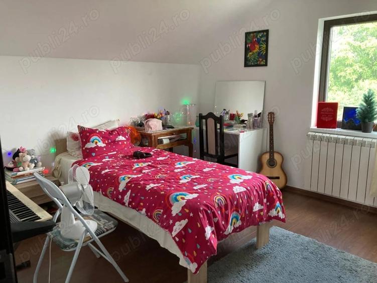 Casă cu 3 camere cu Teren 1000 Mp în Central